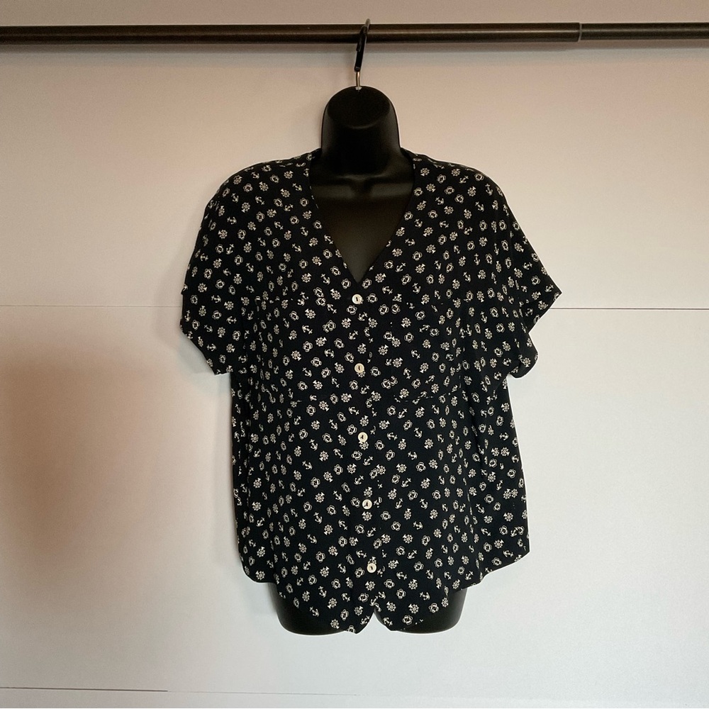 Liz Claiborne, navy, nautical, short sleeve shirt, size 12 cruise resort